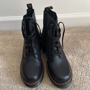 Dr. Martens- Air Wair size 9 US.